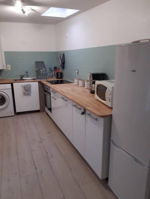 Charmante Maison Renovee, Proche Lac Et Centre-Ville LʼIsle-Jourdain Εξωτερικό φωτογραφία